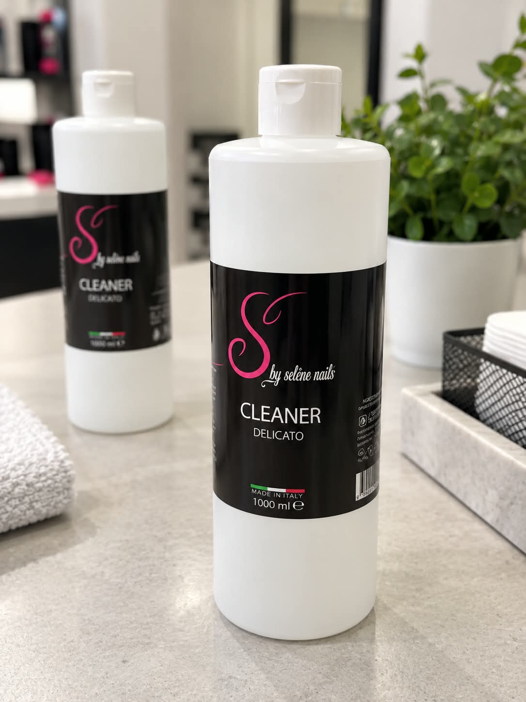Cleaner