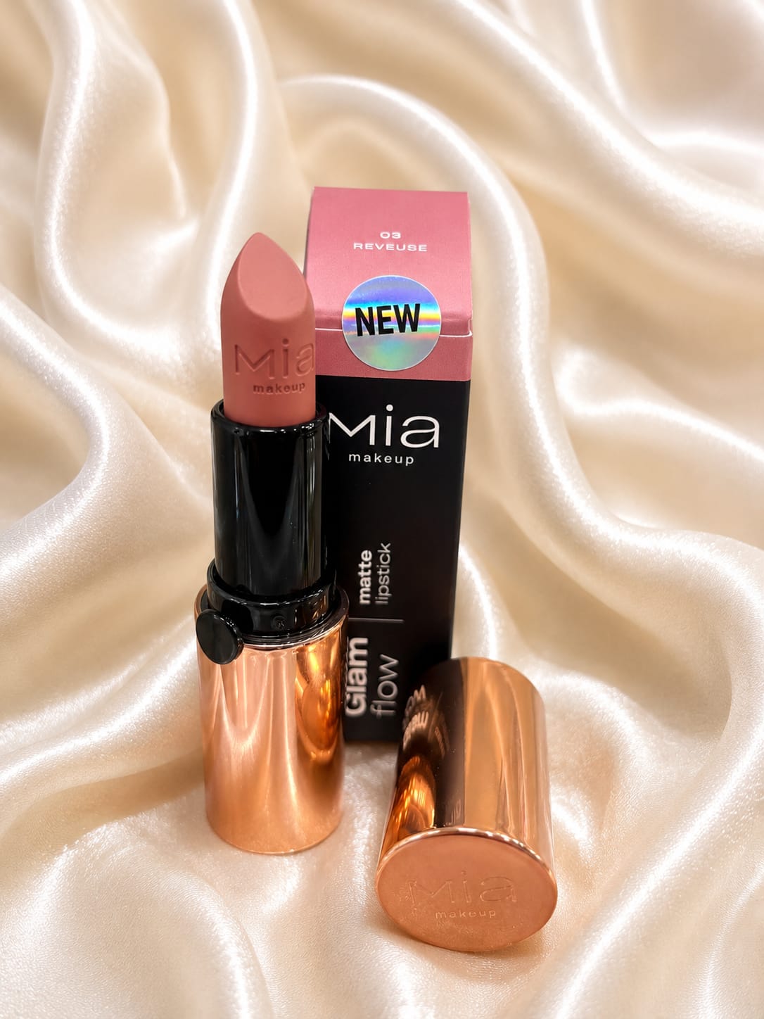 Rossetto Matte Lipstick 💄 - Luxvenya Beauty
