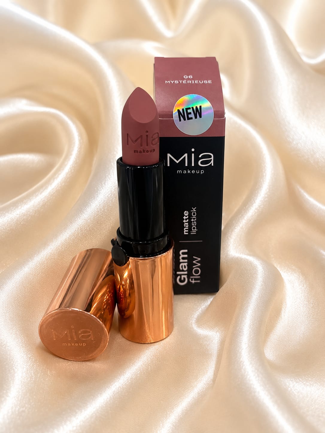 Rossetto Matte Lipstick 💄 - Luxvenya Beauty