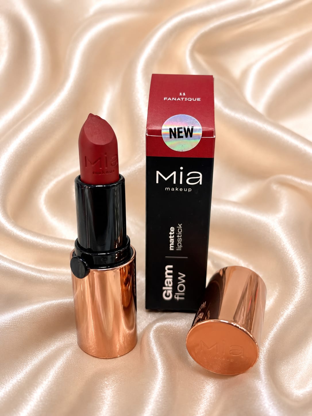 Rossetto Matte Lipstick 💄 - Luxvenya Beauty